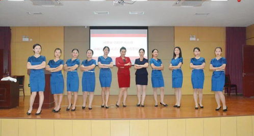 光山縣講解員服務(wù)禮儀與化妝造型培訓(xùn)暨服裝租賃服務(wù)在縣中等職業(yè)學(xué)校啟動(dòng)